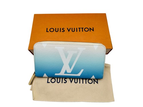 Louis vuitton the pool - louis,