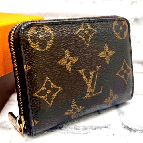 Louis vuitton monogram - louis,