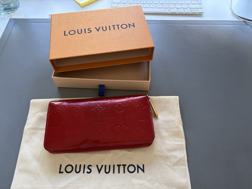 Louis vuitton wallet - vuitton,