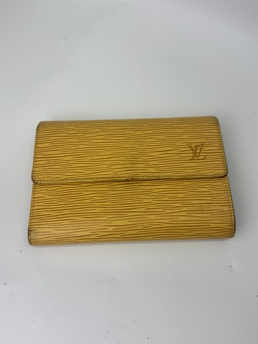 Louis vuitton epi - vuitton, porte